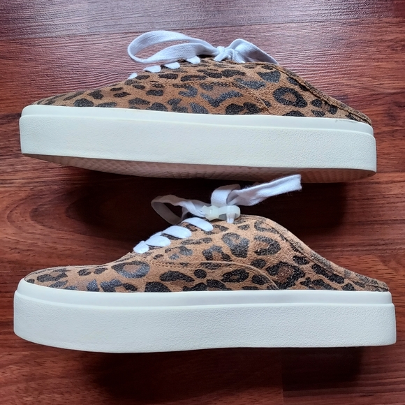 NWT Lucky Brand Slip On Leopard Mule Sneakers - Picture 6 of 8